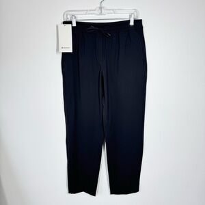Lululemon Size Small S Tapered-Leg Mid-Rise Pant 7/8 Length Luxtreme, Black NWT